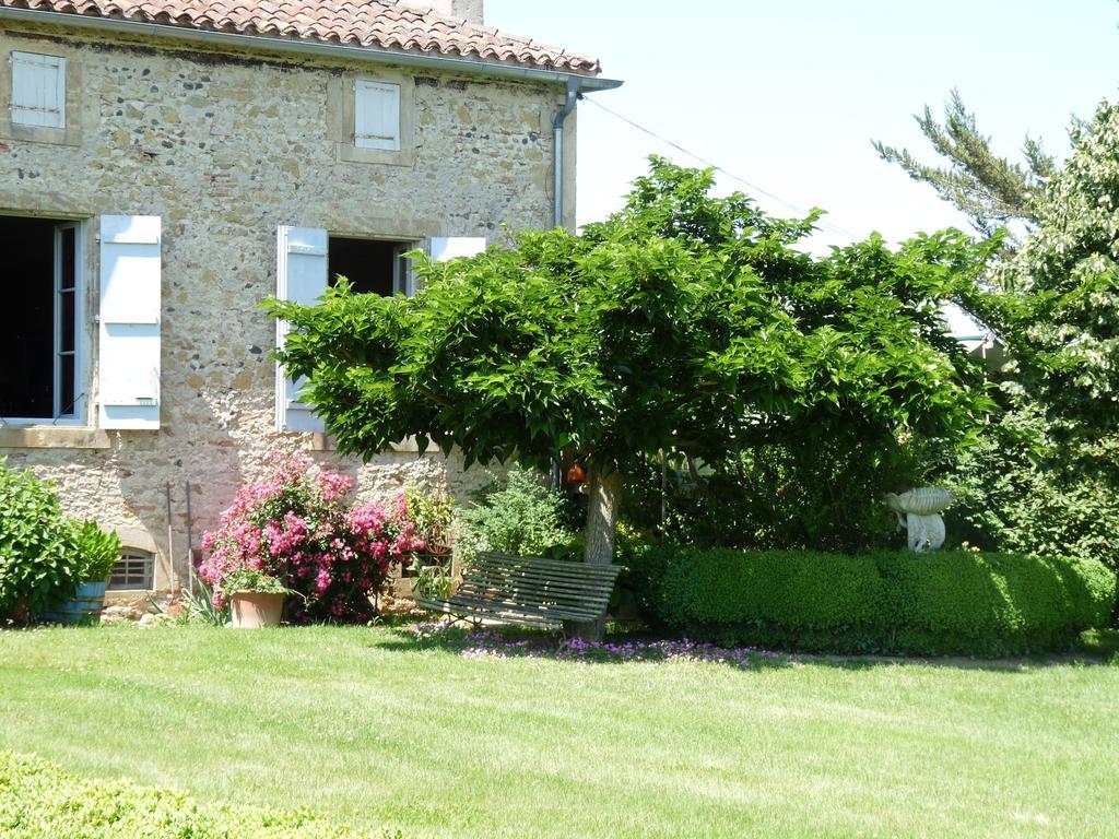 Le Pouy Bed and Breakfast Termes-d'Armagnac Εξωτερικό φωτογραφία