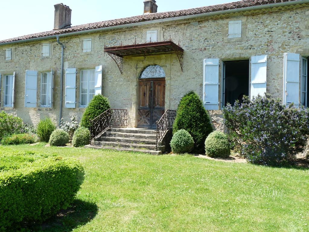Le Pouy Bed and Breakfast Termes-d'Armagnac Εξωτερικό φωτογραφία